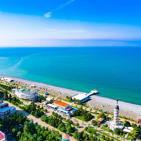 Orbi City In Batumi Esterno foto
