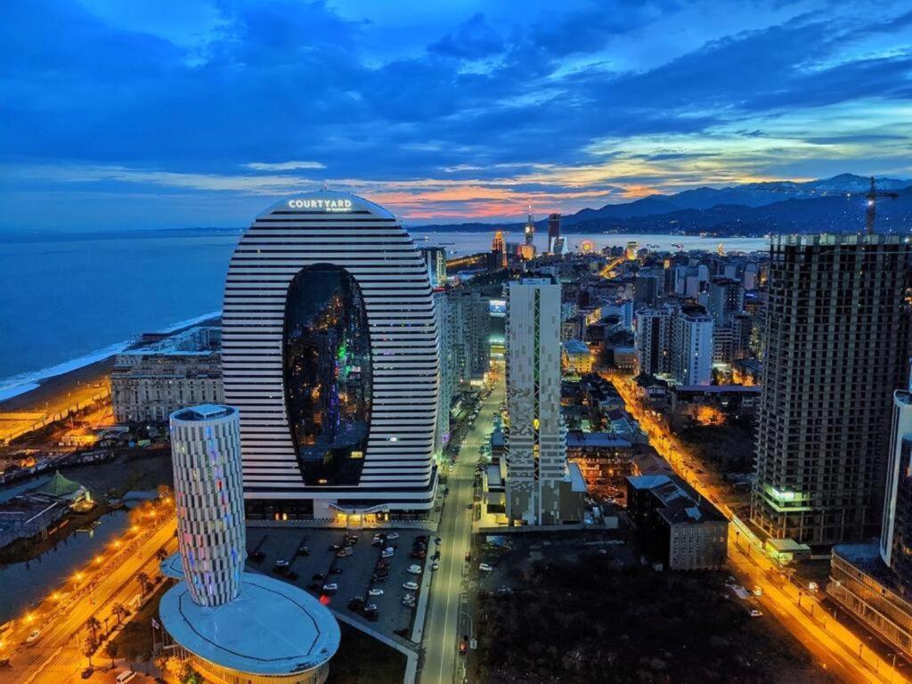 Orbi City In Batumi Esterno foto