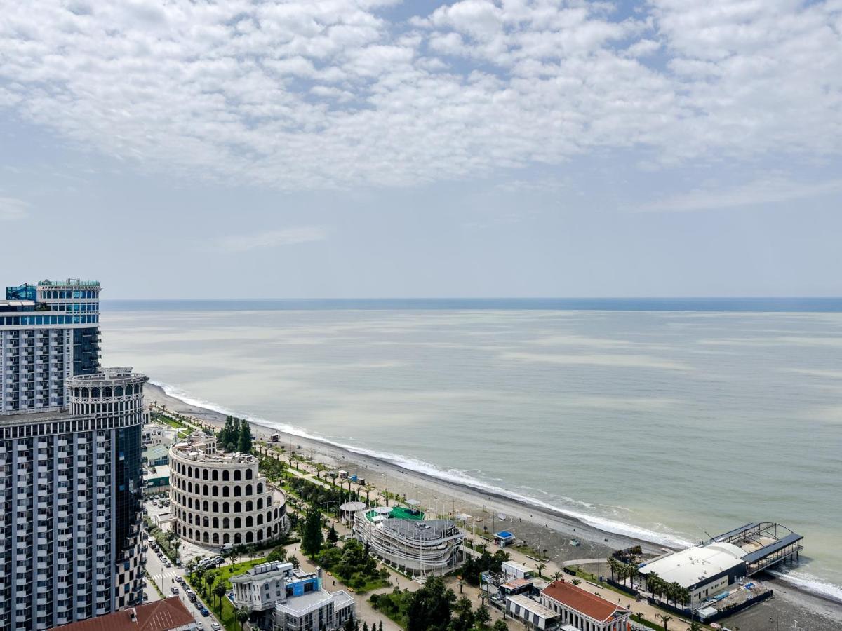 Orbi City In Batumi Esterno foto